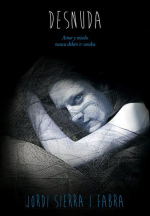 Portada del producto:  Desnuda